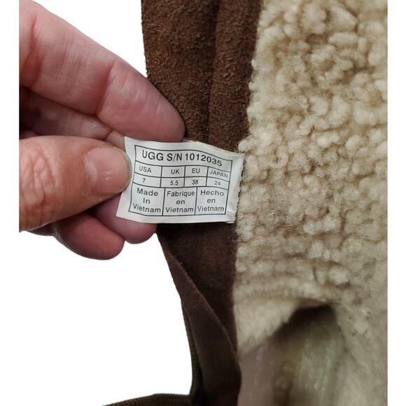 UGG | Brown Kaya Boot | Size 7 - Picture 6 of 10